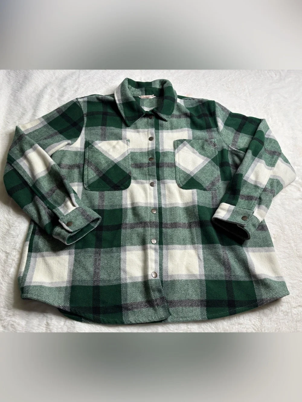 Como Vintage Green and Cream Plaid Shirt Jacket
